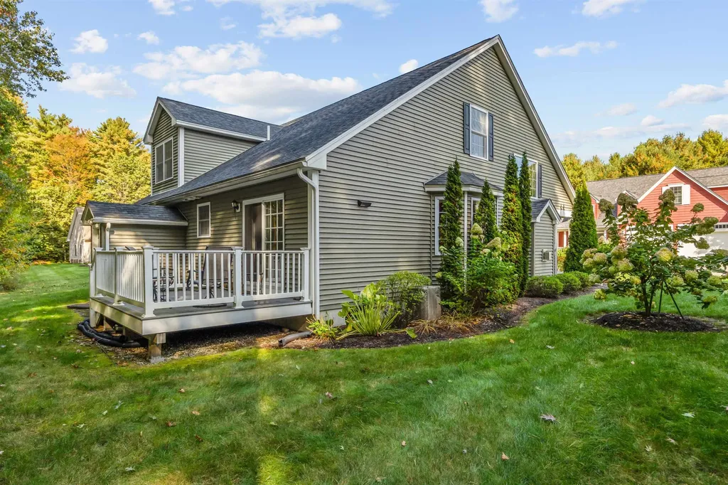 39 Evangelyn Drive Bow NH 03304