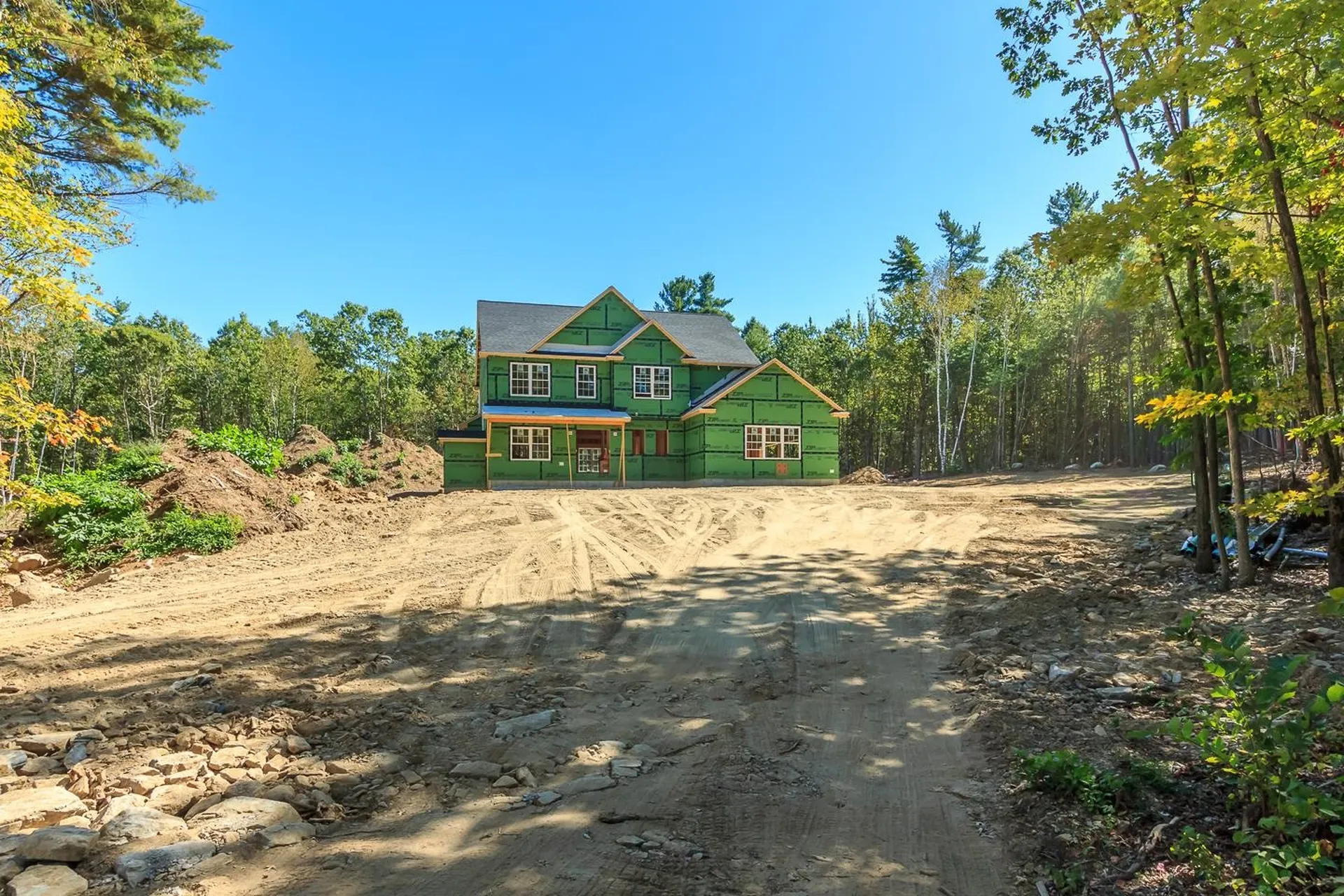 88 High Range Road Londonderry NH 03053