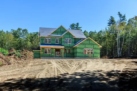 88 High Range Road Londonderry NH 03053