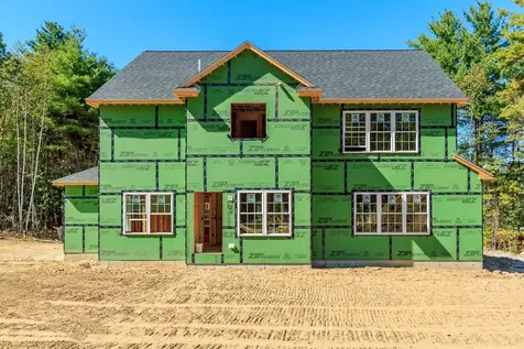 88 High Range Road Londonderry NH 03053