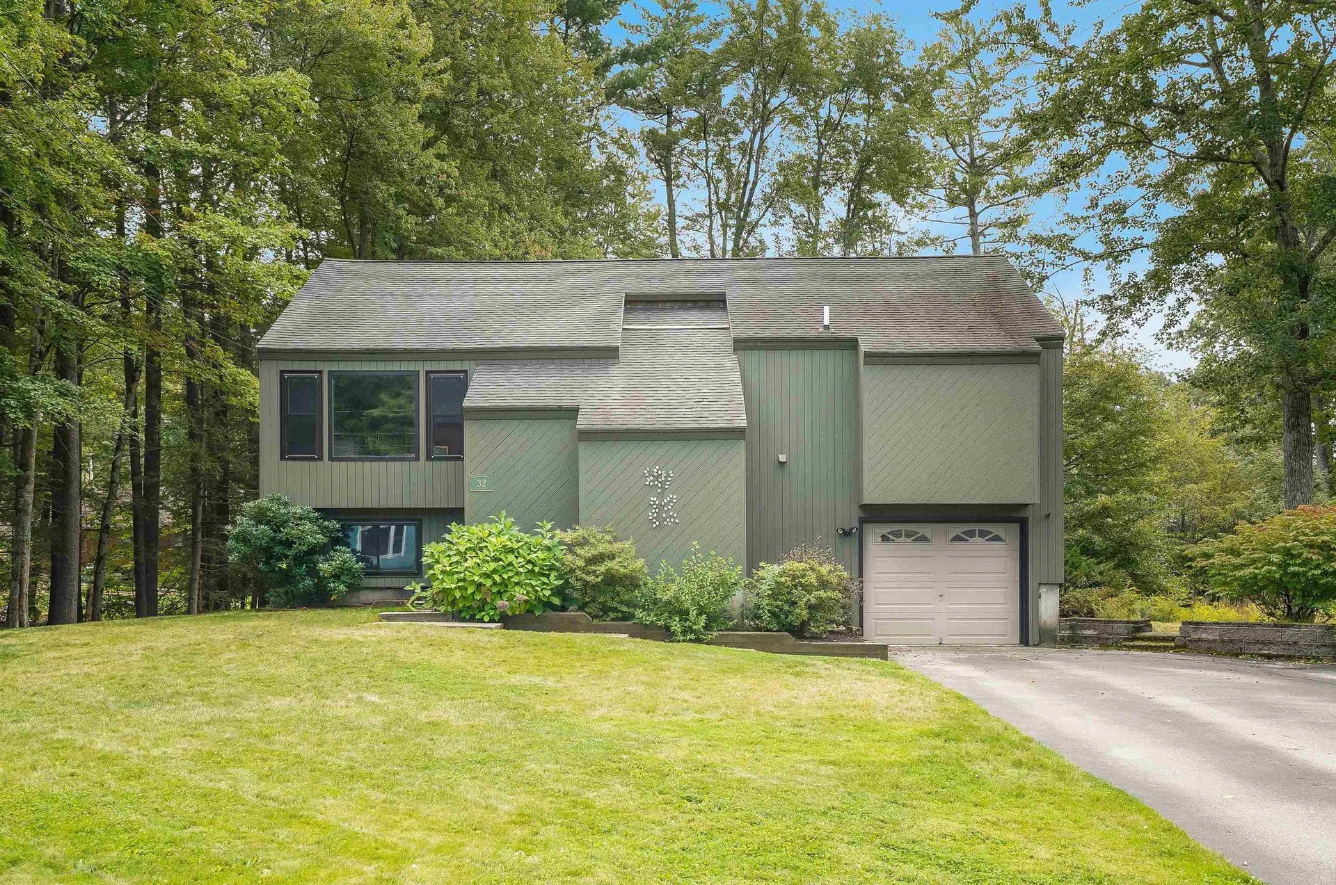 32 Larch Road Milford NH 03055