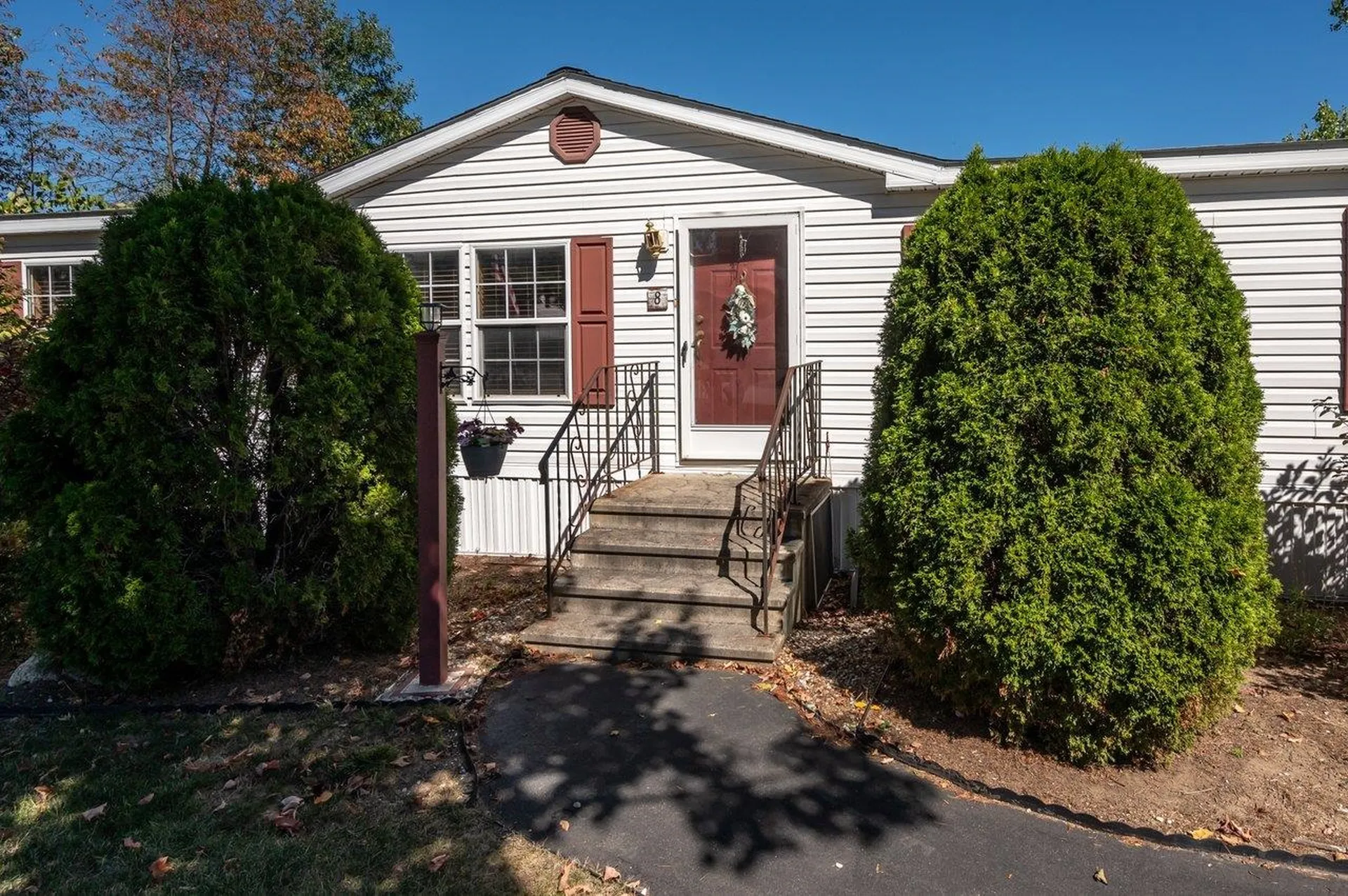 8 Shiloh Drive Rochester NH 03867
