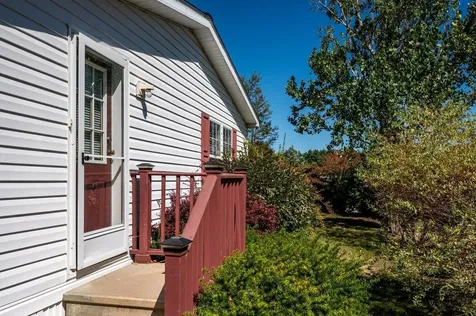 8 Shiloh Drive Rochester NH 03867