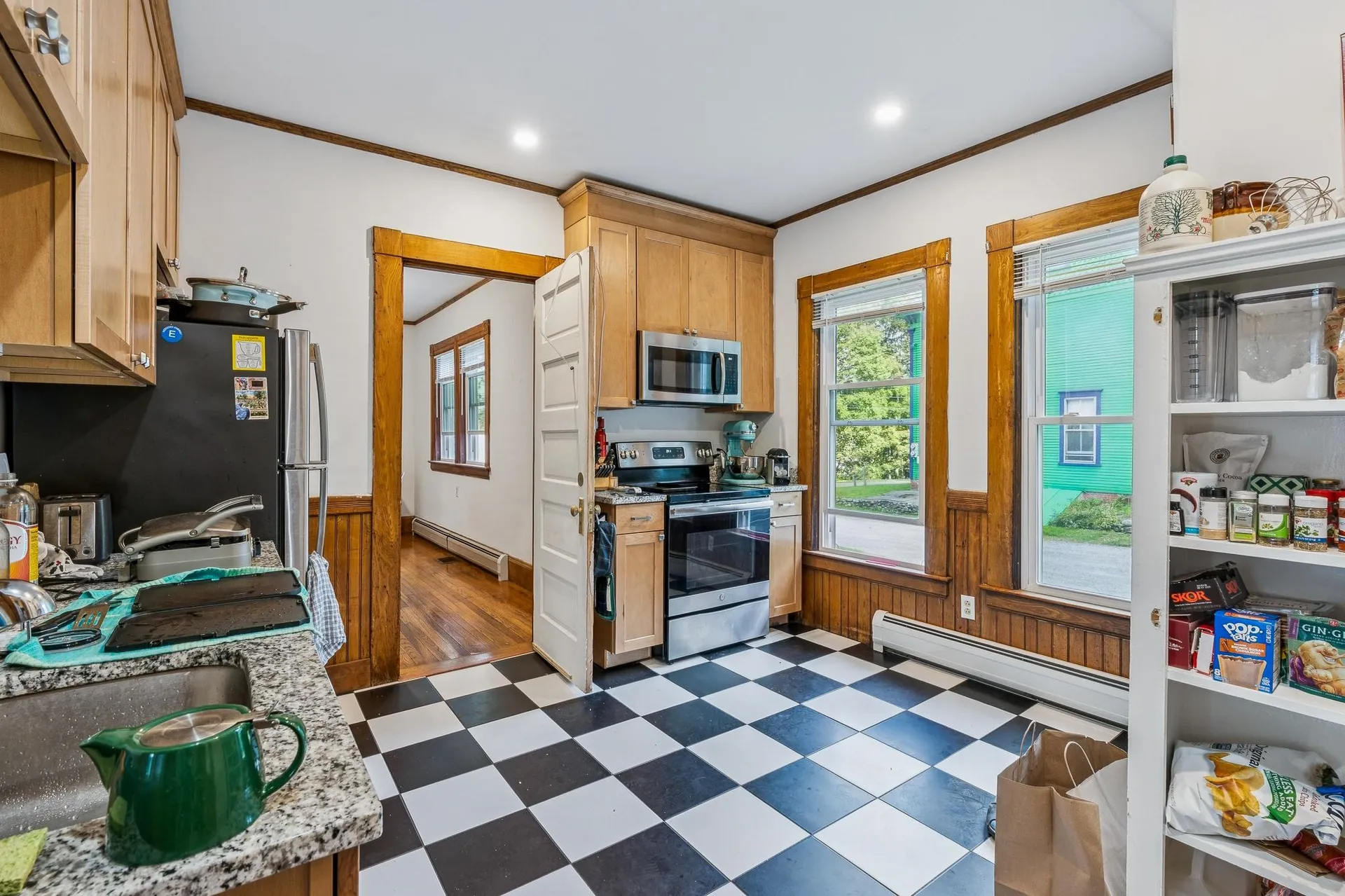 48 Fairview Terrace Hartford VT 05001-6152