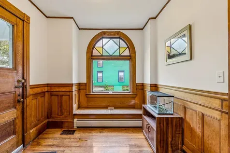 48 Fairview Terrace Hartford VT 05001-6152