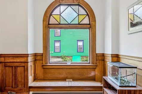 48 Fairview Terrace Hartford VT 05001-6152