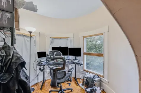 48 Fairview Terrace Hartford VT 05001-6152