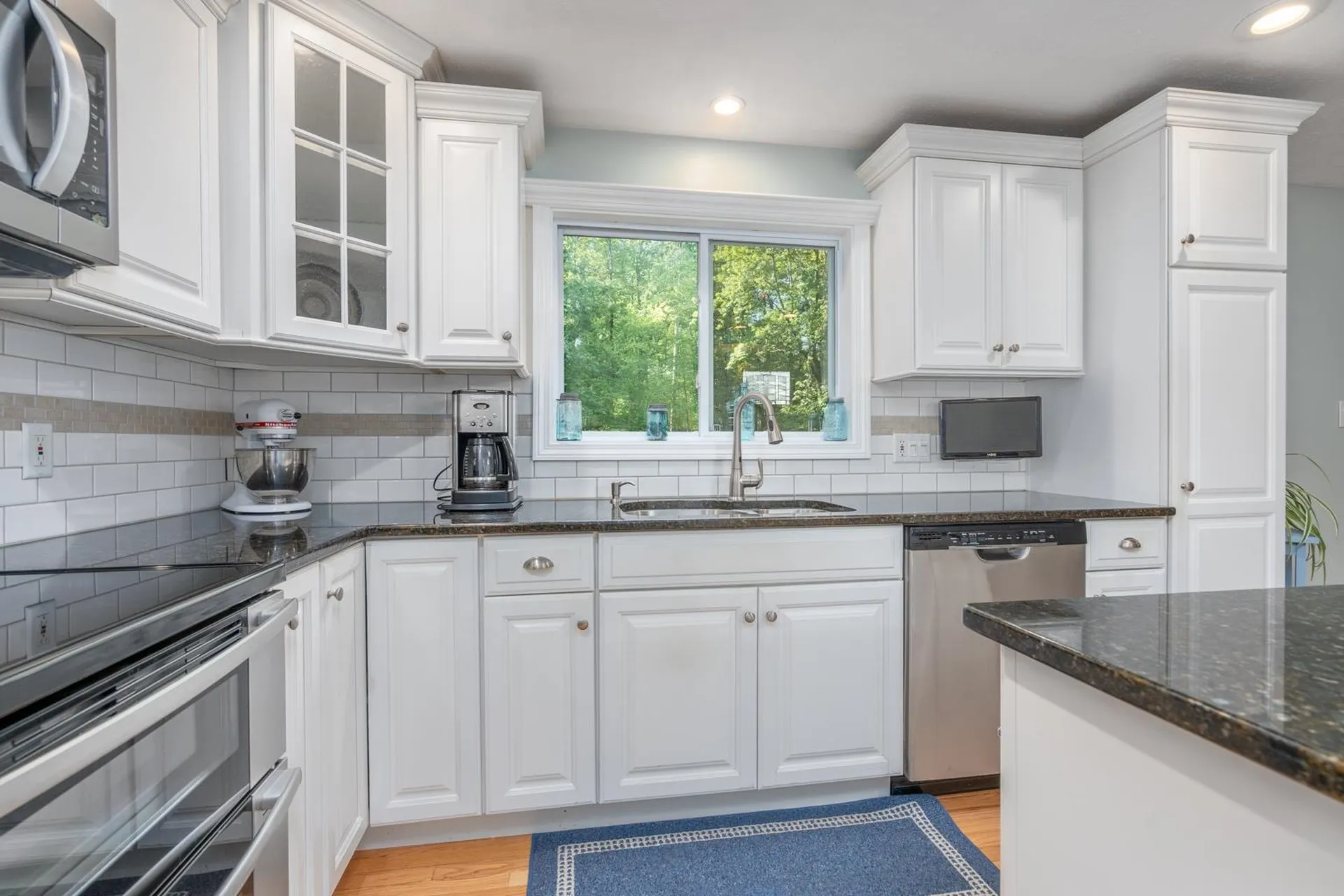 14 Lorraine's Lane, Strafford, NH 03884 | 5062369 | Williams