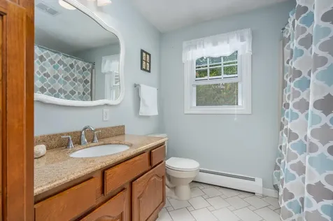 14 Lorraine's Lane Strafford NH 03884