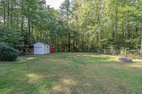 14 Lorraine's Lane Strafford NH 03884