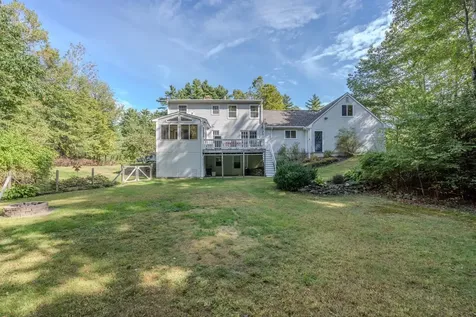 14 Lorraine's Lane Strafford NH 03884