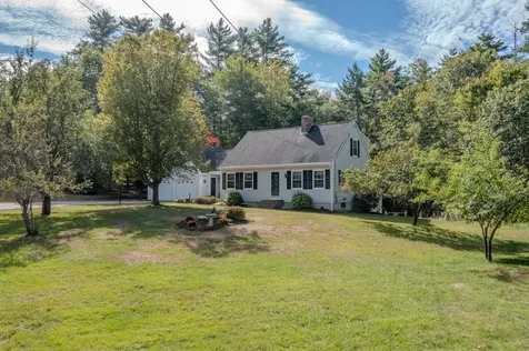 14 Lorraine's Lane Strafford NH 03884