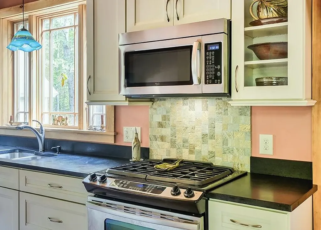 33 Maclean Road Alstead NH 03602