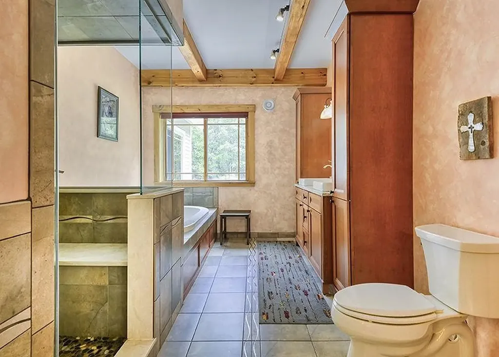 33 Maclean Road Alstead NH 03602