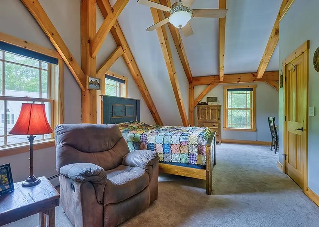 33 Maclean Road Alstead NH 03602