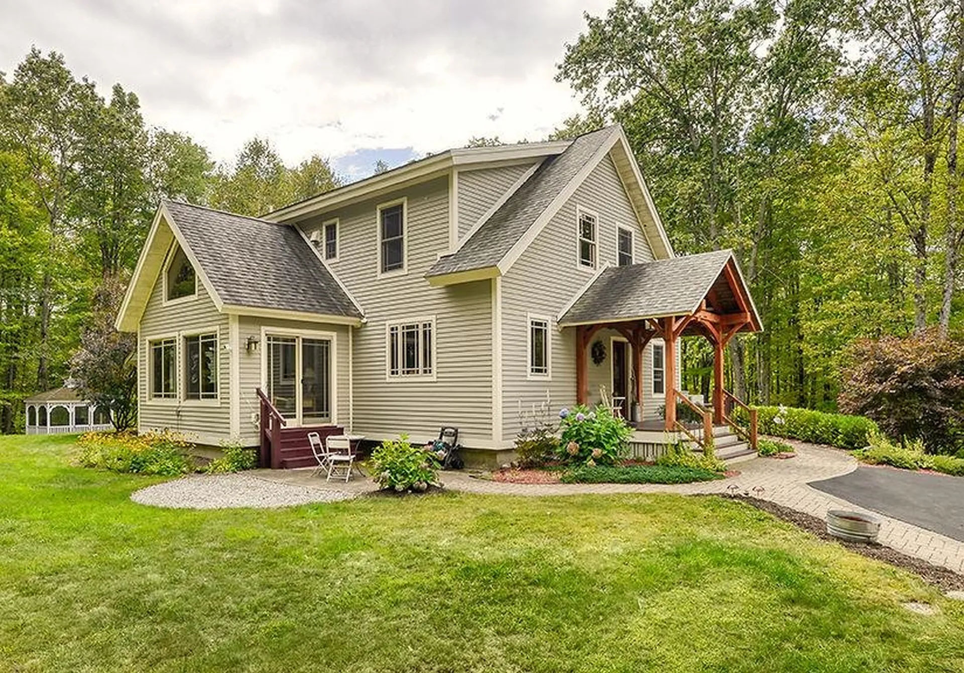 33 Maclean Road Alstead NH 03602