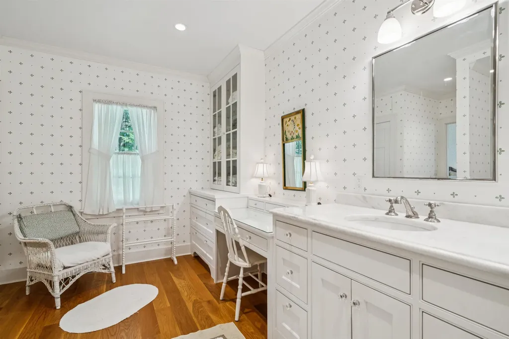 13 College Hill Road Woodstock VT 05091