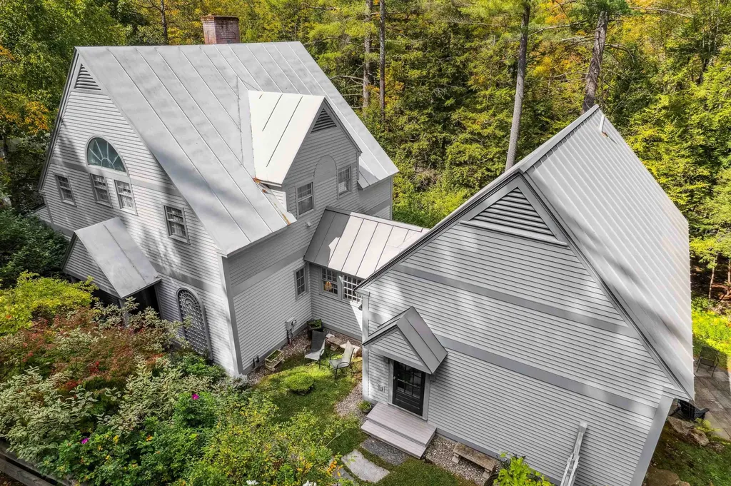 13 College Hill Road Woodstock VT 05091