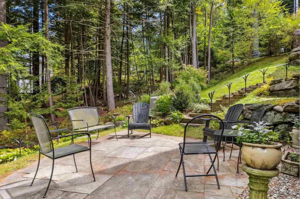 13 College Hill Road Woodstock VT 05091