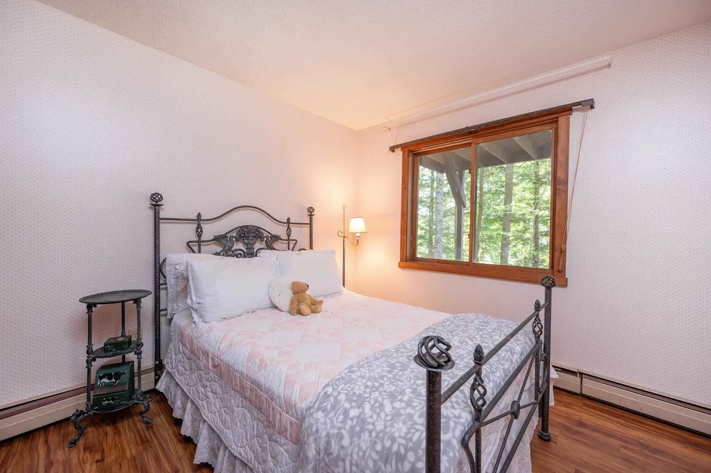 253 Old Quechee Road Hartford VT 05059