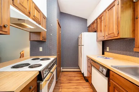 253 Old Quechee Road Hartford VT 05059