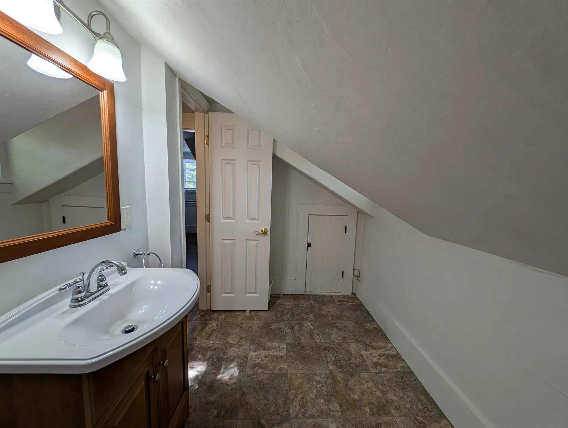 23 Pine Street Gorham NH 03581