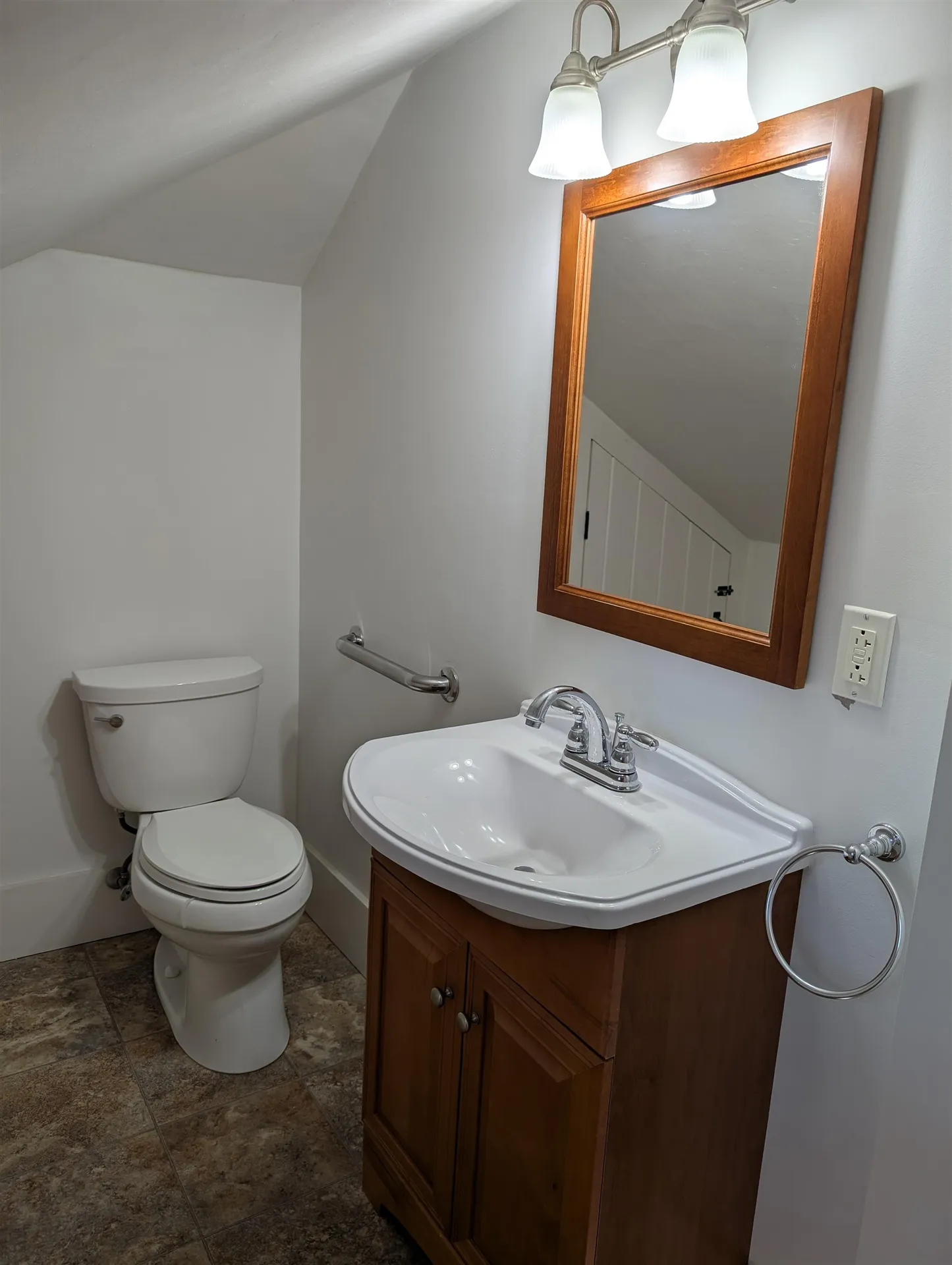 23 Pine Street Gorham NH 03581