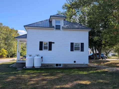 23 Pine Street Gorham NH 03581