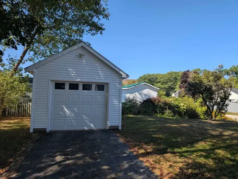 23 Pine Street Gorham NH 03581