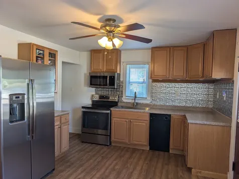 23 Pine Street Gorham NH 03581