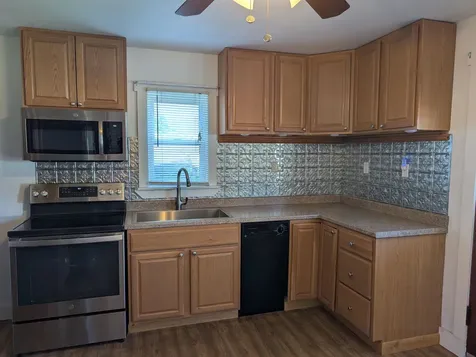 23 Pine Street Gorham NH 03581