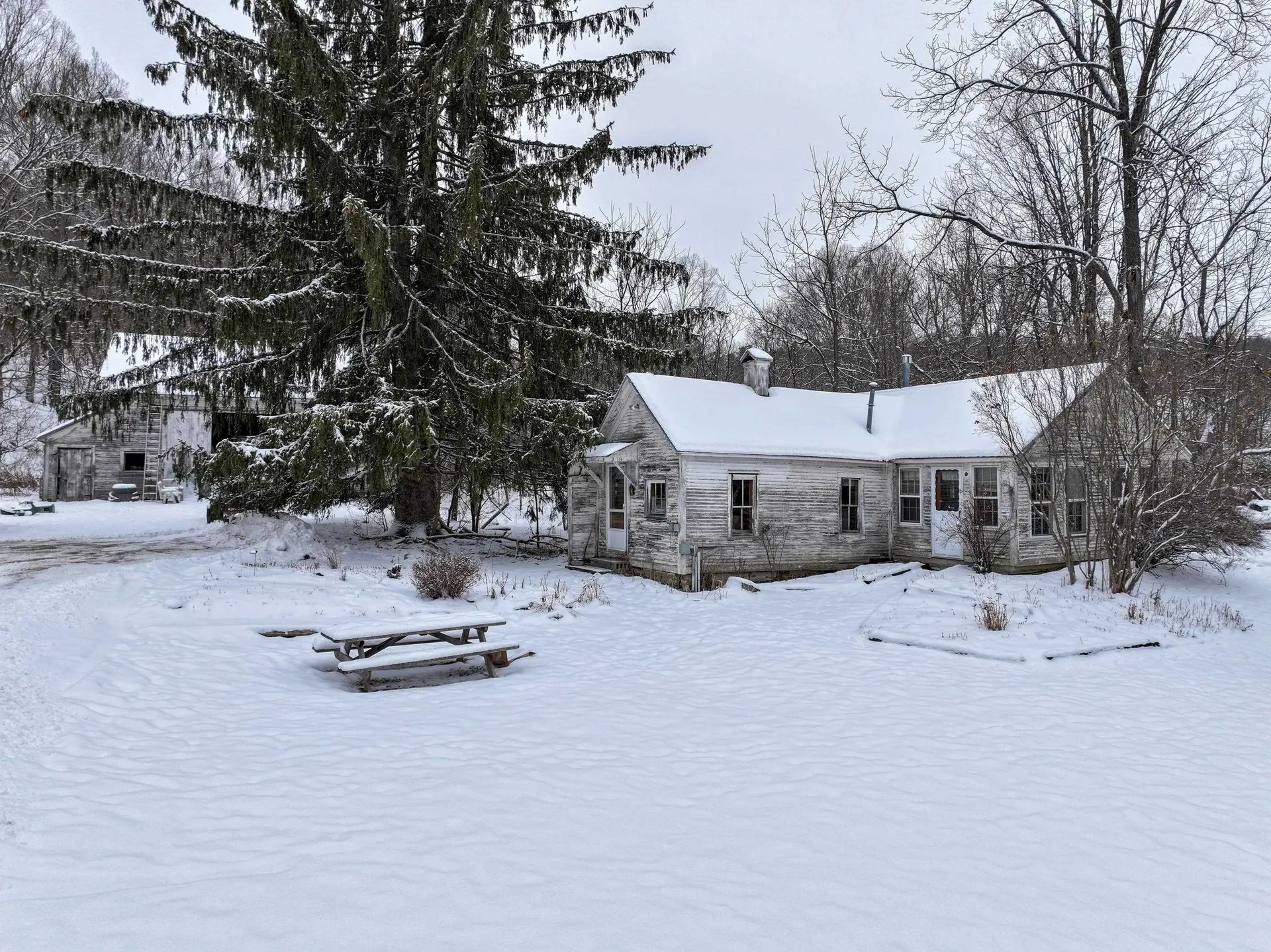 2395 Burr Pond Road Sudbury VT 05733