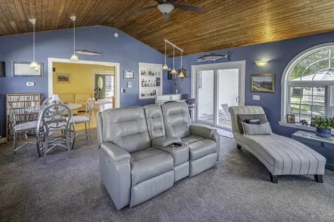 24 Conifer Commons Dover NH 03820