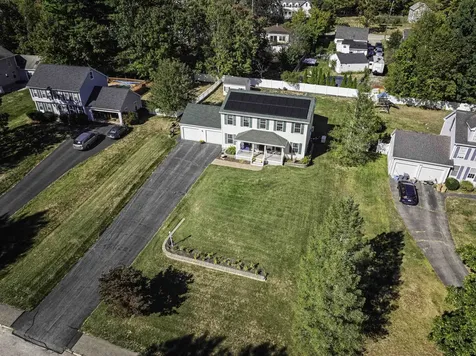 24 Conifer Commons Dover NH 03820