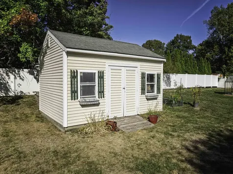 24 Conifer Commons Dover NH 03820