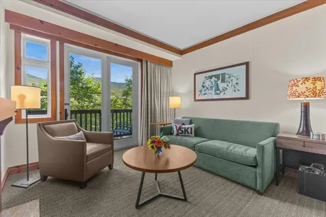 7412 Mountain Road Stowe VT 05672