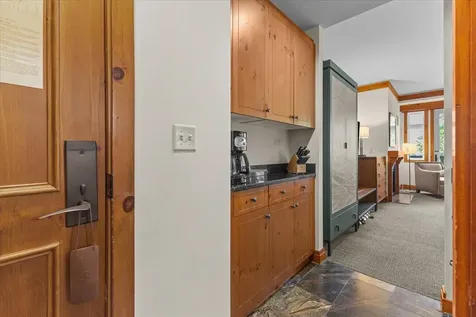 7412 Mountain Road Stowe VT 05672