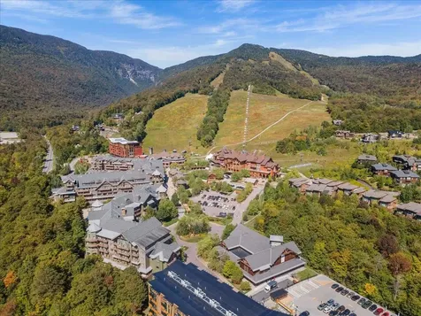 7412 Mountain Road Stowe VT 05672