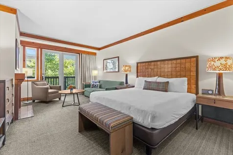 7412 Mountain Road Stowe VT 05672