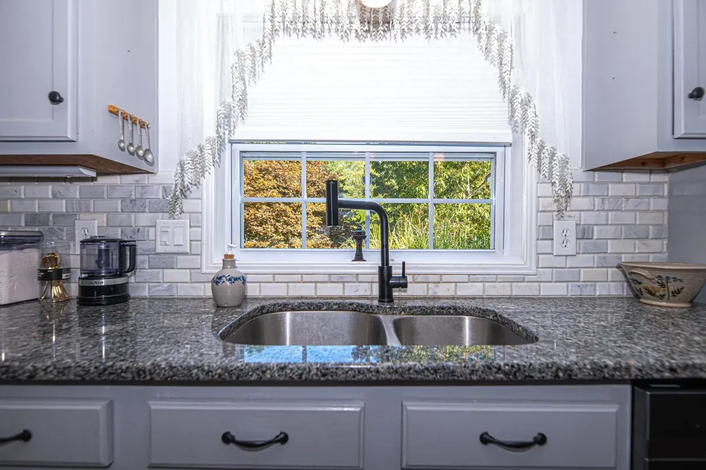 13 Dockside Lane Rochester NH 03867