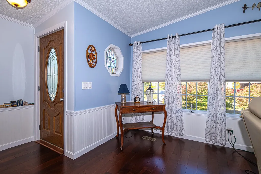 13 Dockside Lane Rochester NH 03867