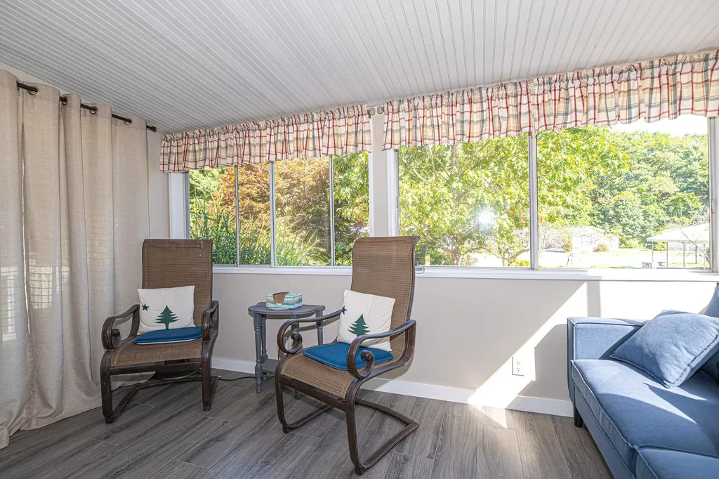 13 Dockside Lane Rochester NH 03867