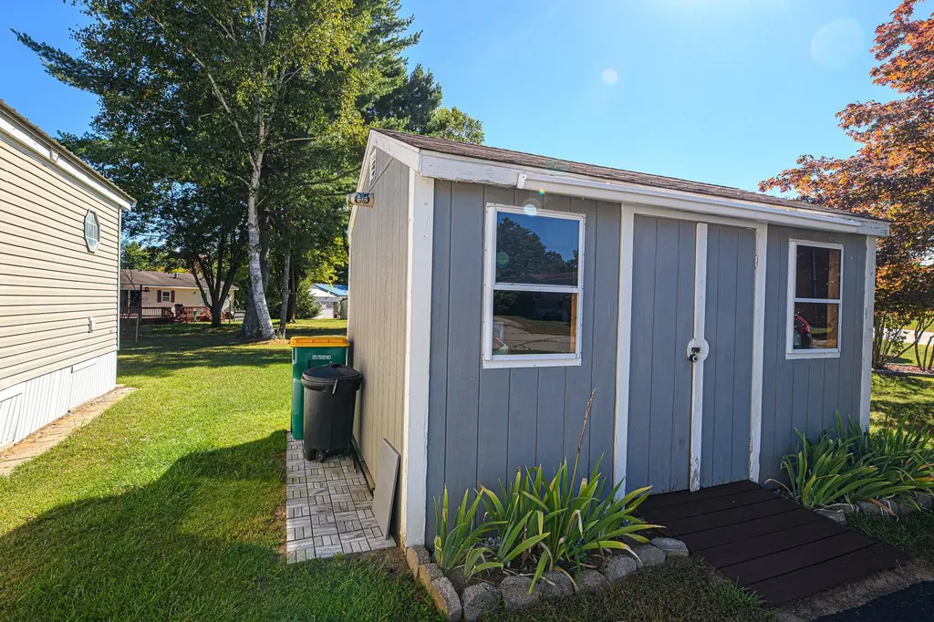 13 Dockside Lane Rochester NH 03867