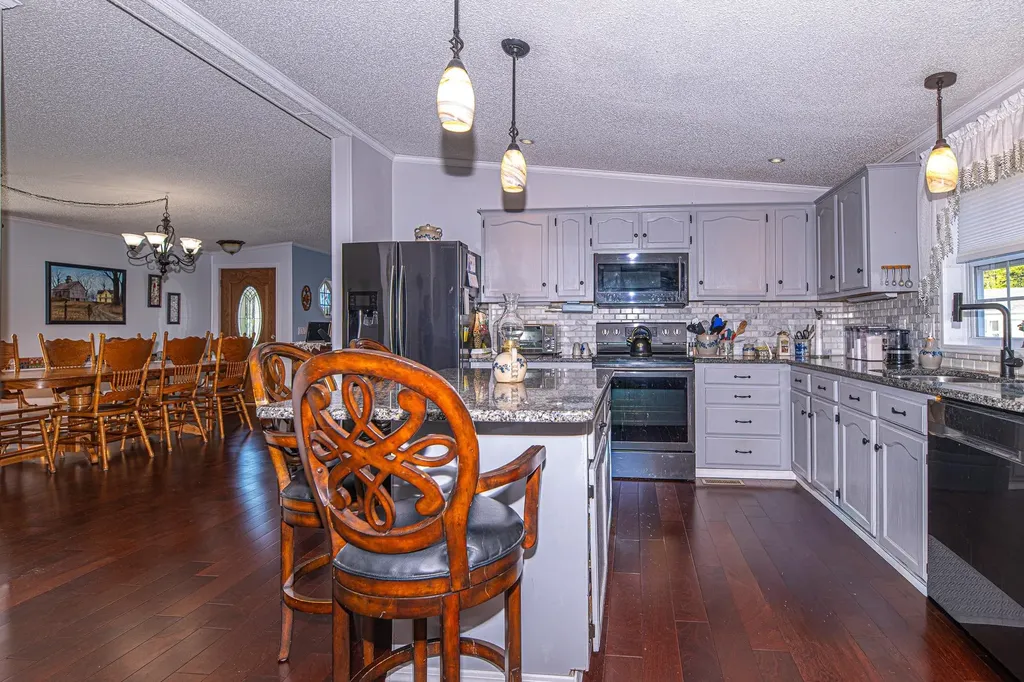 13 Dockside Lane Rochester NH 03867