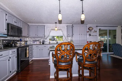 13 Dockside Lane Rochester NH 03867