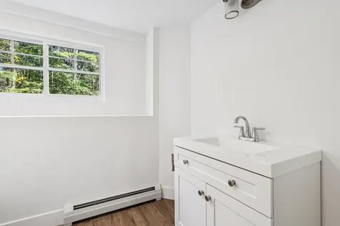 1004 Jericho Road Hartford VT 05001