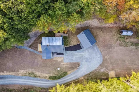 1004 Jericho Road Hartford VT 05001