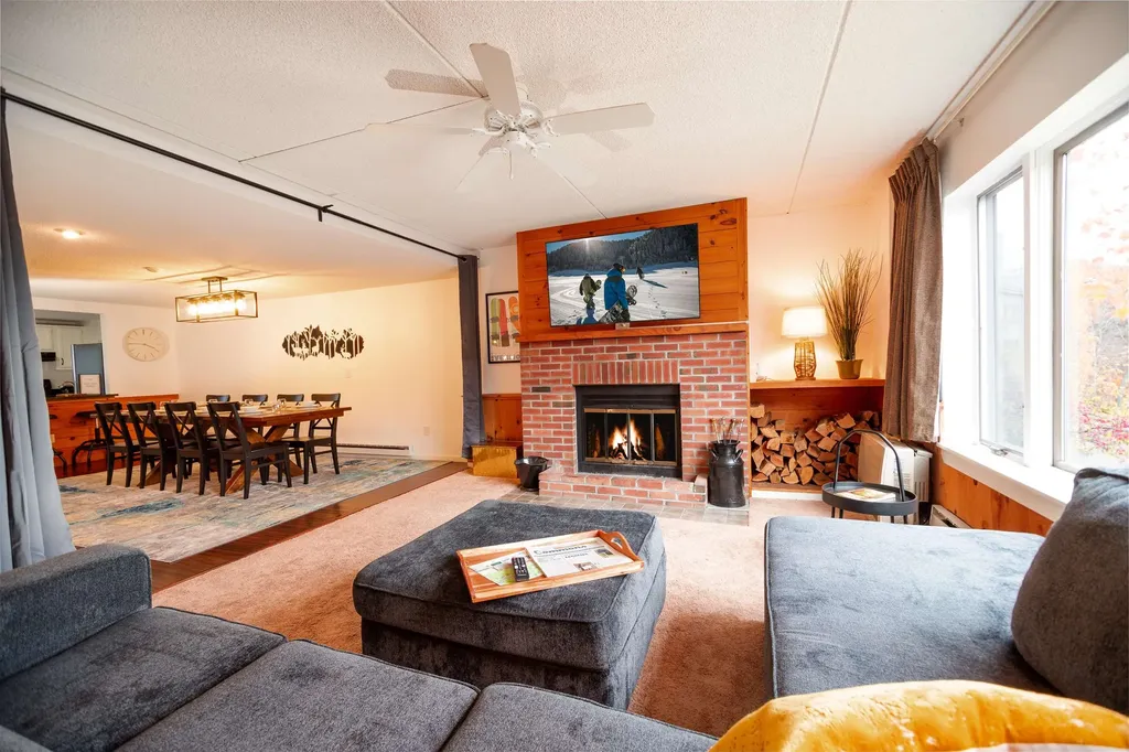 339G Handle Road Dover VT 05356