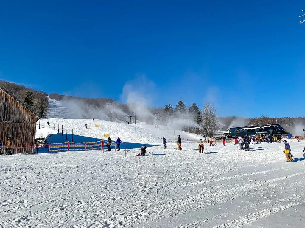 339G Handle Road Dover VT 05356