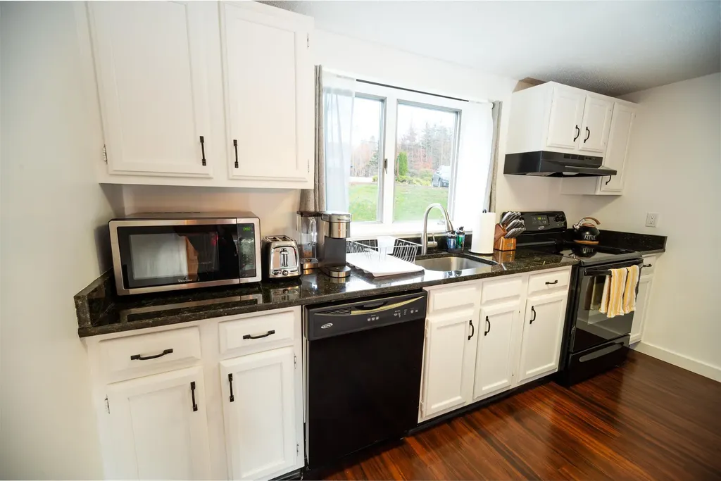 339G Handle Road Dover VT 05356